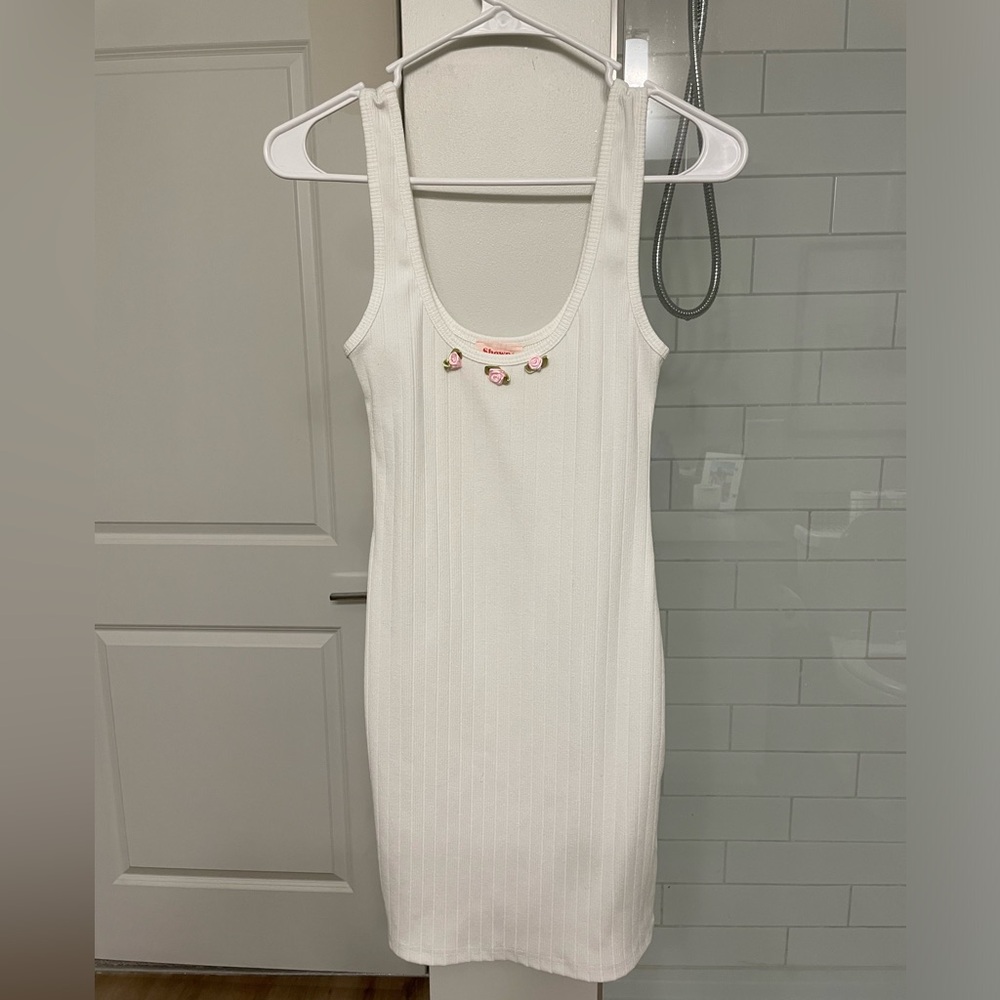 WORN ONCE Showpo Ribbed Rose Dress